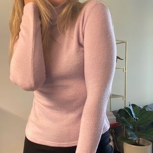 Italian made 90’s vibe turtleneck